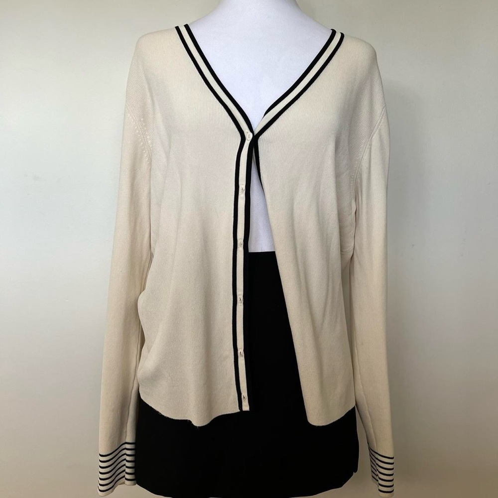 Vintage George Stretch White & Black Cardigan